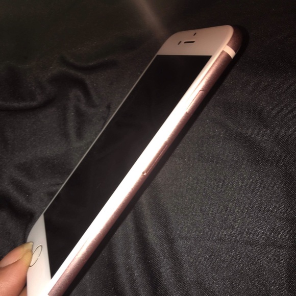 iPhone 7 - Picture 5 of 6